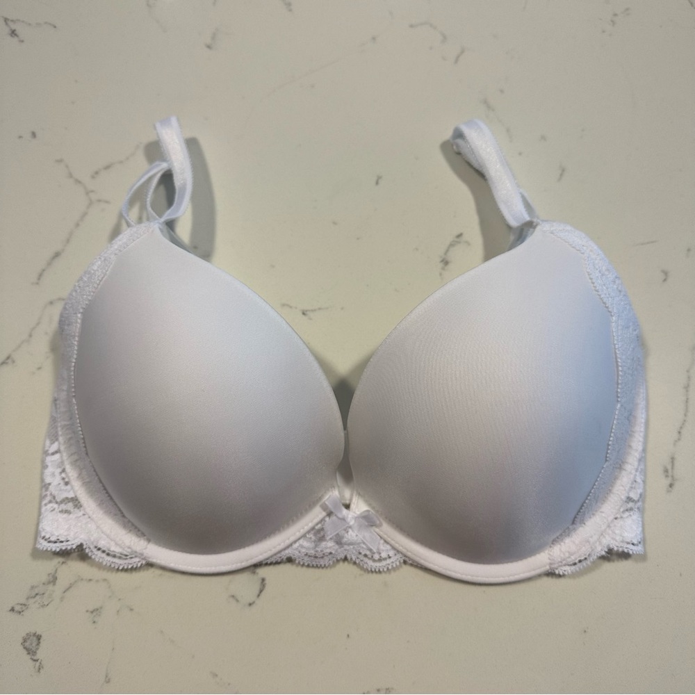 NEW VS 32DD push up bra